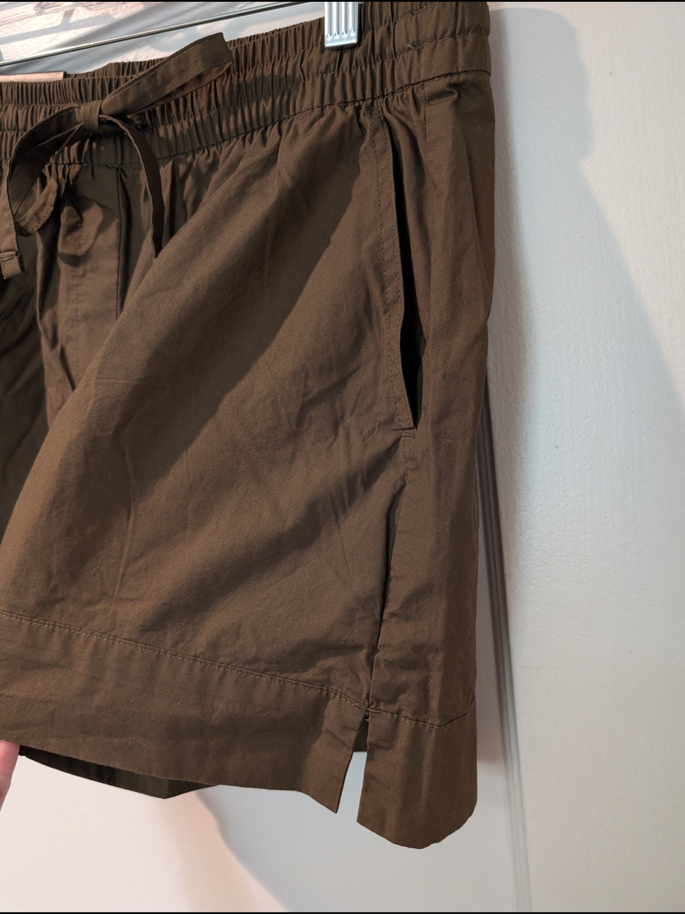 Banana Republic Olive Green Drawstring Poplin Cotton Shorts BNWT - Picture 2 of 6